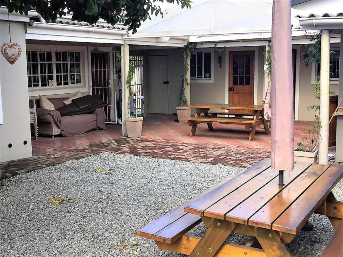 Keedols Inn & Backpackers 나이스나 외부 사진